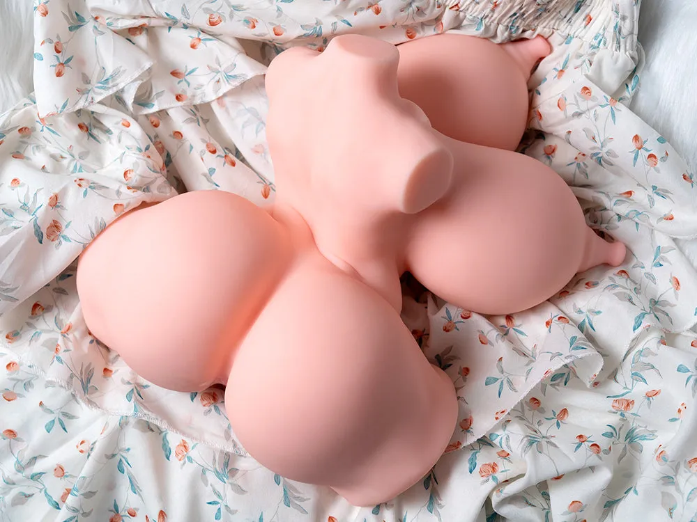 Juli: Hentai Torso Sex Onaholes Huge Tits  Big Clitoris