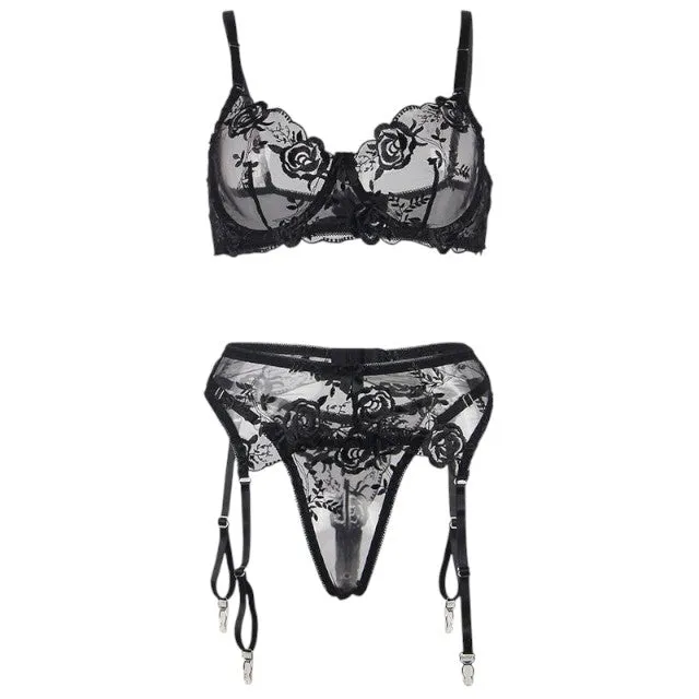 Lenjerie sexy 3 piese SUBBLIME. set cu sutien. chilot tanga și portjartier. design cu plasă și trandafiri. culoare negru. mărime L/XL (R81122)